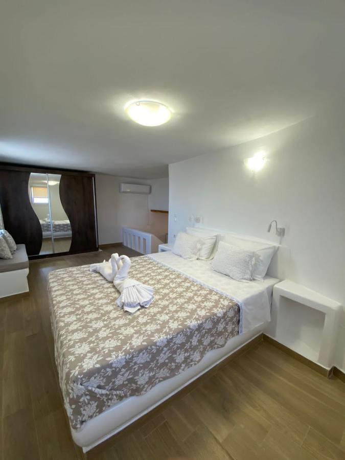 Alamana'S House - Ideal For Couples Ano Mera Exterior foto