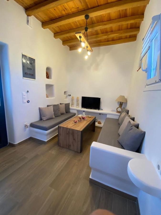 Alamana'S House - Ideal For Couples Ano Mera Exterior foto