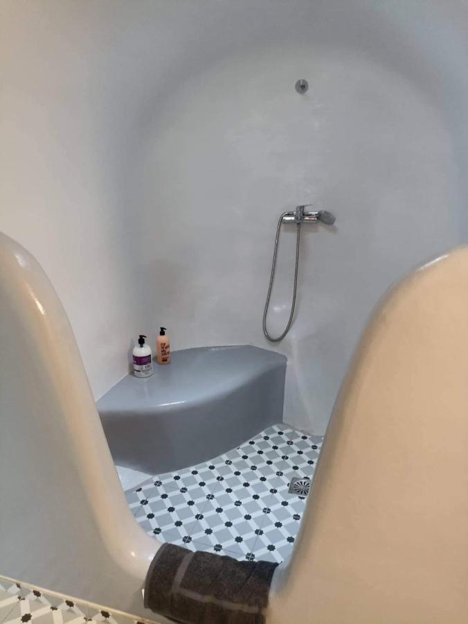 Alamana'S House - Ideal For Couples Ano Mera Exterior foto